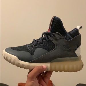 Adidas tubular